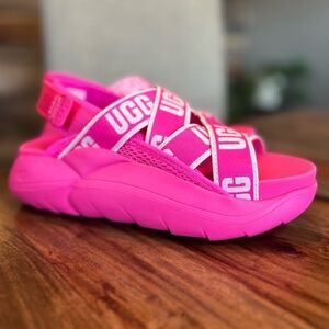 UGG L.A. Cloud sandals. Pink size 8